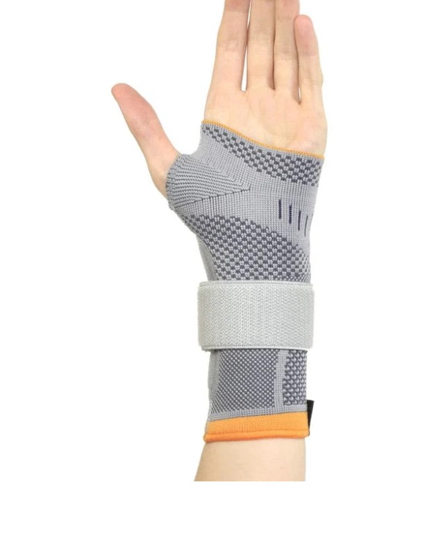 Attelle de poignet en tricot — baguette amovible